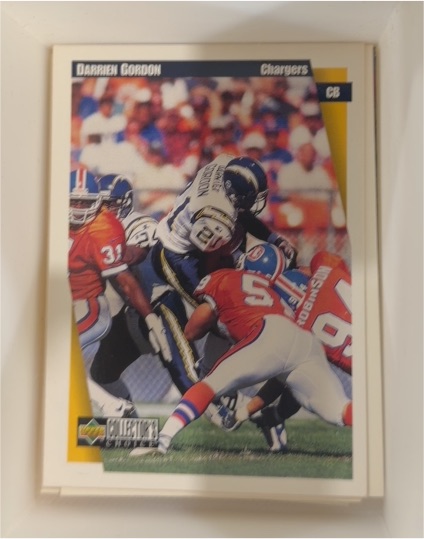 1997 Upper Deck Collector's Choice #142 Darrien Gordon — front