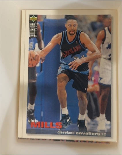 1995 Upper Deck Collector's Choice #19 Chris Mills — front