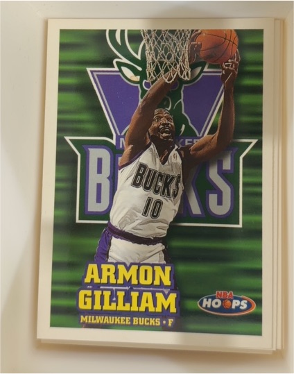 1997 Hoops #90 Armon Gilliam — front