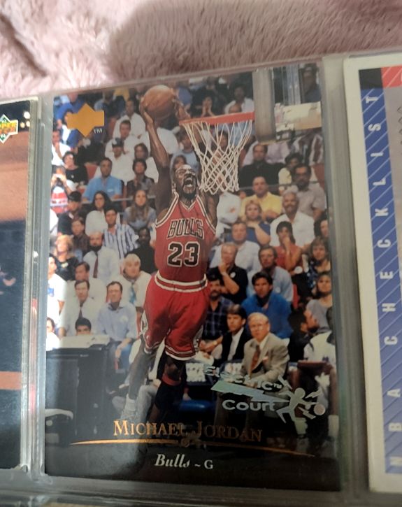 1995 Upper Deck #23 Michael Jordan — front