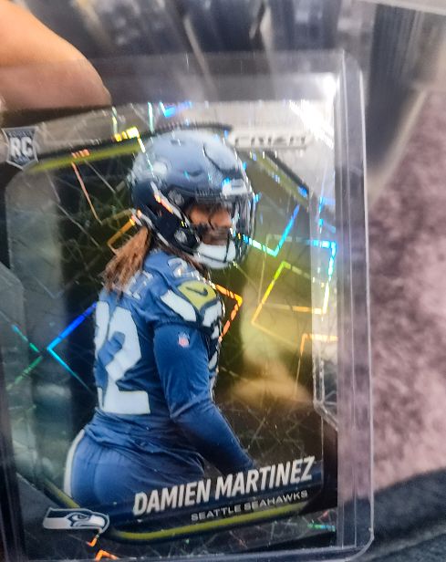 2025 Panini Prizm #373 Damien Martinez — front