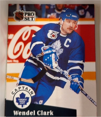 1991-92 Pro Set #585 Wendel Clark Toronto Maple Leafs — front
