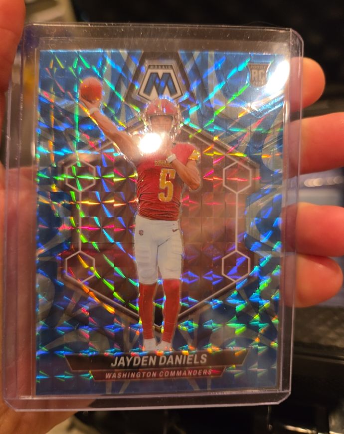 2024 Panini Mosaic #302 Jayden Daniels — front