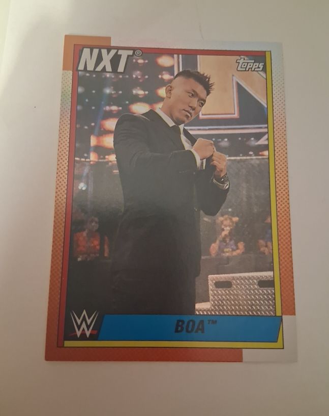 2021 Topps Heritage WWE #78 Boa — front