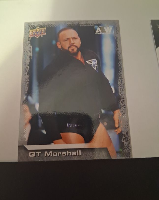 2022 Upper Deck AEW #16 QT Marshall — front