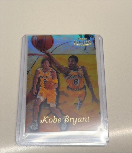 1998-99 Topps Gold Label #GL3 Kobe Bryant — front