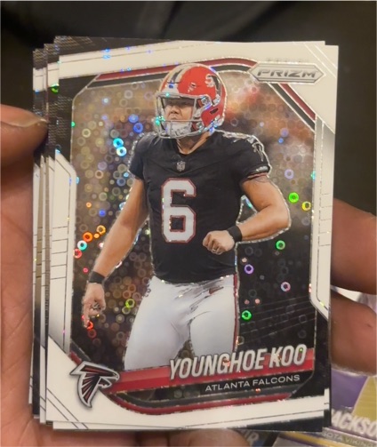 2025 Panini Prizm #131 Younghoe Koo White Disco Atlanta Falcons — front