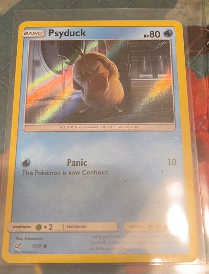 2019 Detective Pikachu #7 Psyduck — front