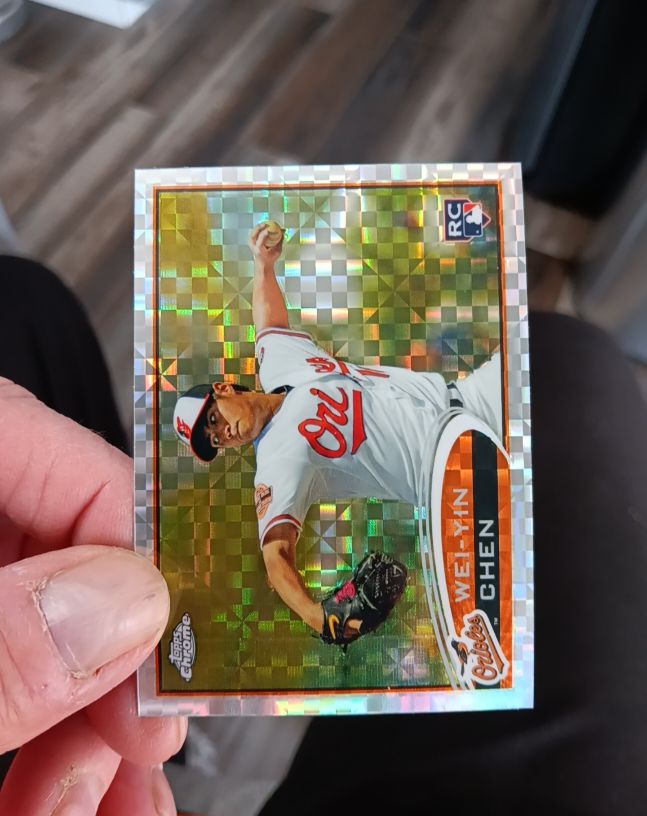 2012 Topps Chrome #188 Wei-Yin Chen — front