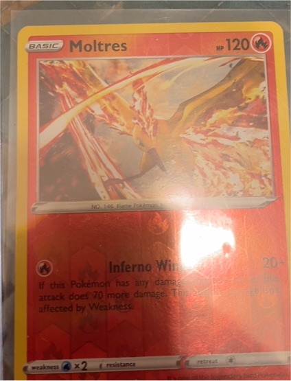 2022 Pokémon Brilliant Stars #21 Moltres — front