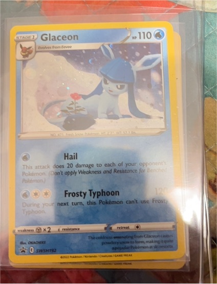 2022 Pokémon SWSH192 Glaceon — front