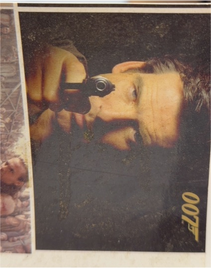 2012 007 James Bond Promo Card 007 — front