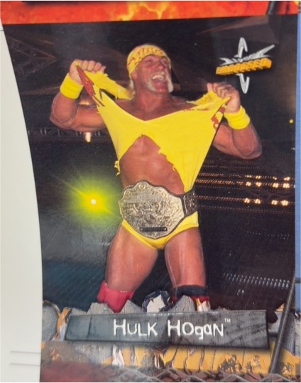 1999 Topps WCW Embossed #55 Hulk Hogan — front
