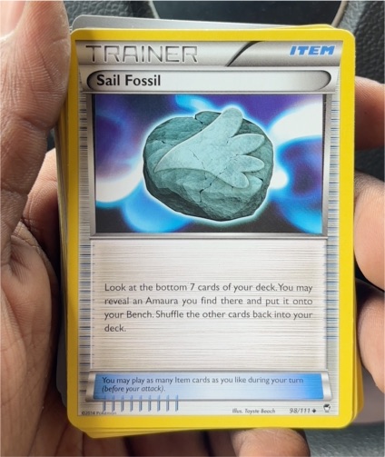 2014 Pokémon Furious Fists #98 Sail Fossil — front