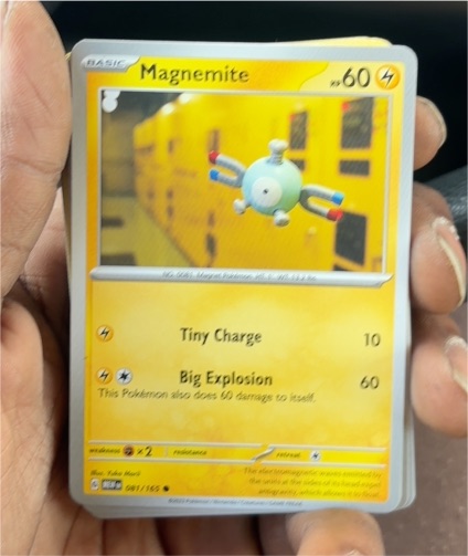 2023 Pokémon TCG Scarlet & Violet 151 #081 Magnemite — front