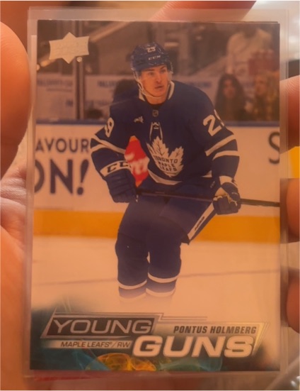 2022-23 Upper Deck #709 Pontus Holmberg Young Guns — front