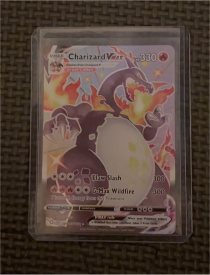 2020 Pokémon TCG Shining Fates #SV107 Charizard VMAX — front