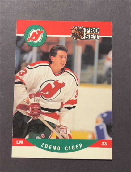 1990-91 Pro Set #619 Zdeno Ciger — front