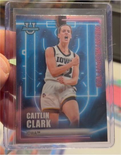 2022-23 Bowman University Best Neon Neophytes #NN-3 Caitlin Clark — front