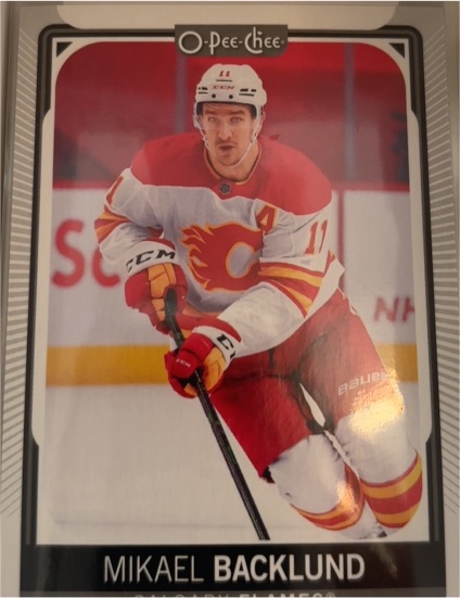 2021-22 O-Pee-Chee #174 Mikael Backlund — front