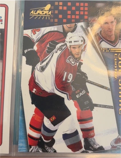 1998-99 Pacific Aurora #52 Joe Sakic — front