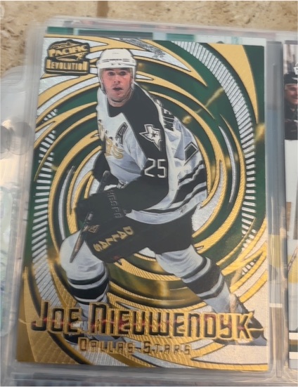 1997-98 Pacific Revolution #25 Joe Nieuwendyk — front