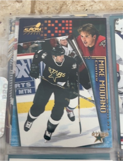 1998-99 Aurora #58 Mike Modano — front