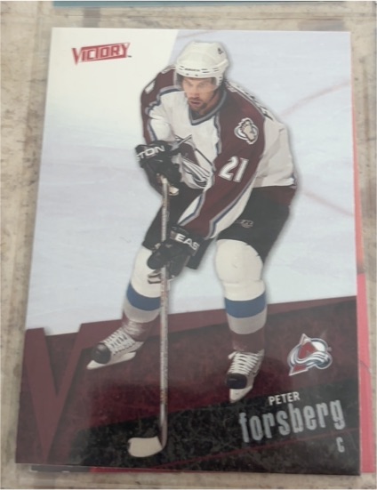 2003-04 Upper Deck Victory #43 Peter Forsberg — front