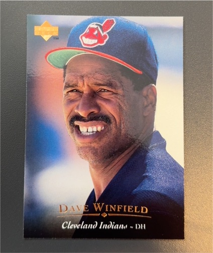 1995 Upper Deck #95 Dave Winfield Cleveland Indians — front