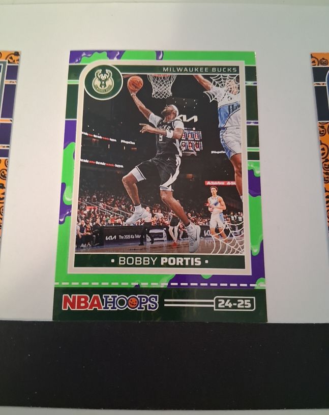 2024-25 Panini Haunted Hoops #34 Bobby Portis — front