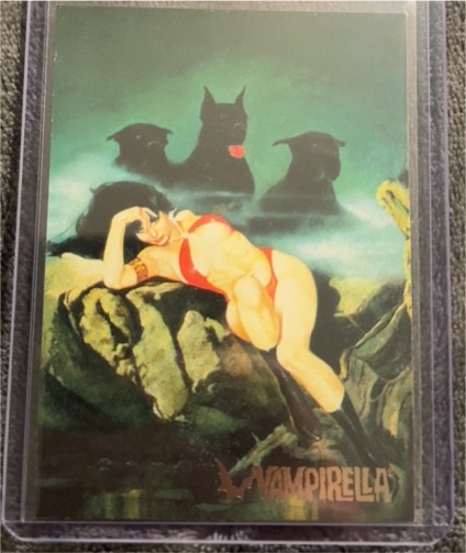 1995 Topps Visions of Vampirella #35 — front