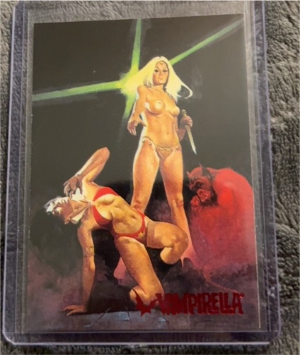 1995 Topps Vampirella The Classic Gallery #26 — front