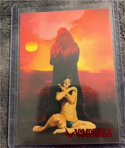 1995 Topps Visions of Vampirella #11 — front