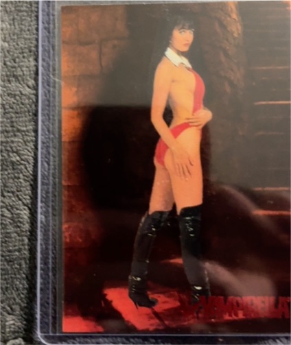 1995 Topps Vampirella #42 — front