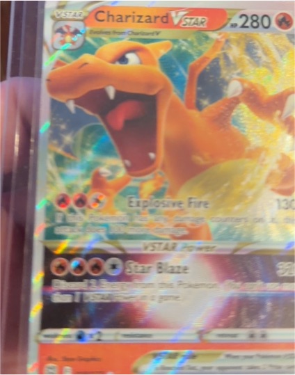 2022 Pokémon Brilliant Stars #18 Charizard VSTAR — front