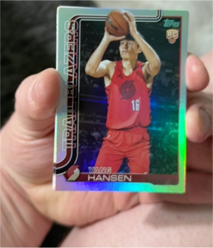 2025-26 Topps #216 Yang Hansen — front