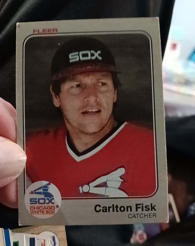 1983 Fleer #235 Carlton Fisk — front