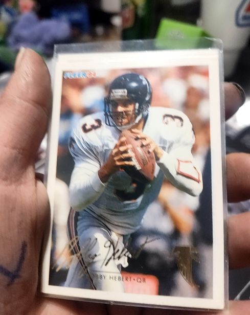 1994 Fleer #23 Bobby Hebert — front