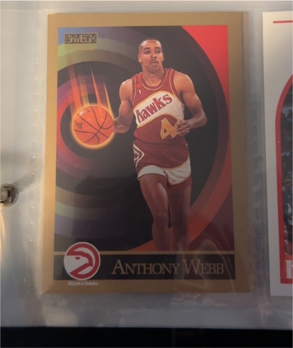 1990 SkyBox #10 Spud Webb — front