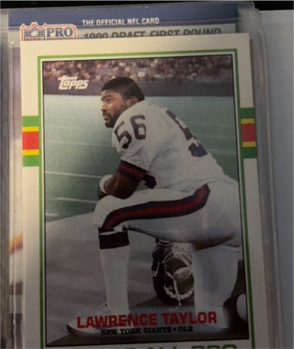 1989 Topps #166 Lawrence Taylor — front