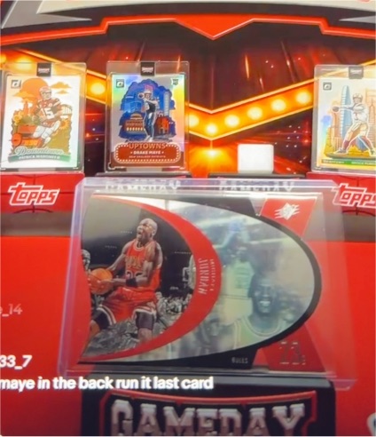 1996 Topps #14 Michael Jordan — front