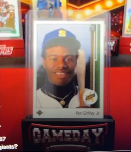 1989 Upper Deck #1 Ken Griffey Jr — front
