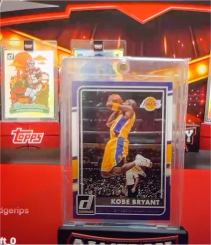 2015-16 Panini Donruss #62 Kobe Bryant — front