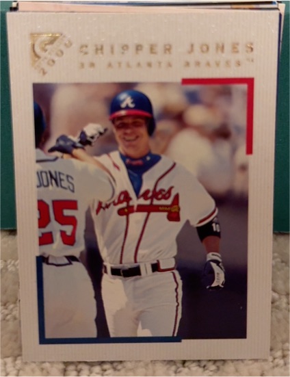 2000 Topps Gallery #16 Chipper Jones — front