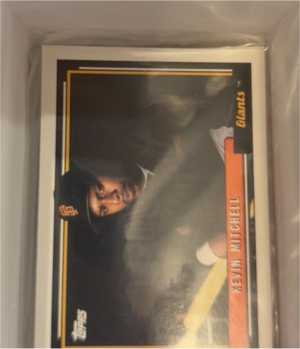 1992 Topps #180 Kevin Mitchell — front
