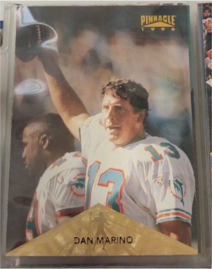 1996 Pinnacle #4 Dan Marino — front