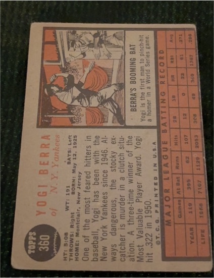 1962 Post #7 Yogi Berra — front