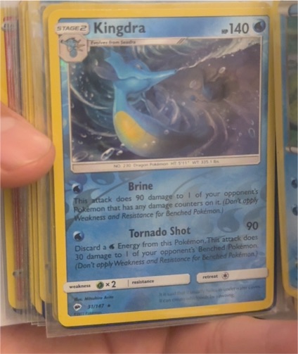 2017 Pokemon Burning Shadows #31 Kingdra — front