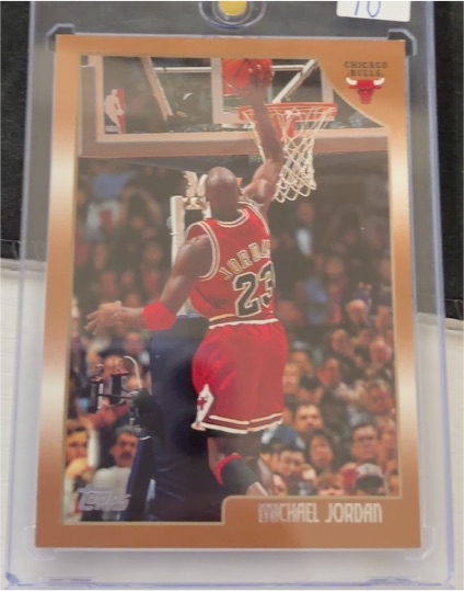 1998 Topps #77 Michael Jordan — front