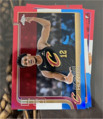 2025-26 Topps Chrome #73 De'Andre Hunter — front